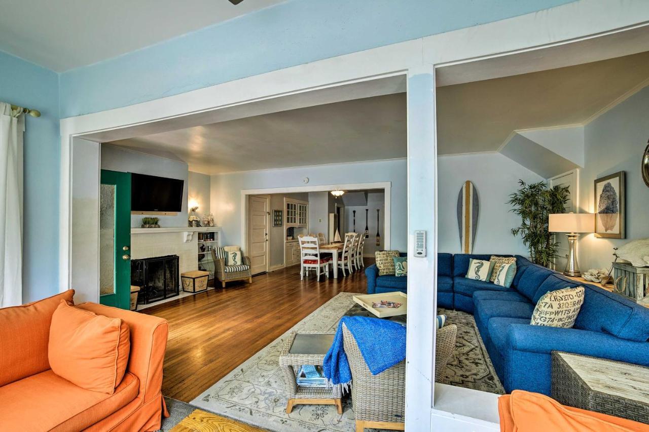 Sunny Catalina Island Home - Steps To Avalon Bay! Exterior photo